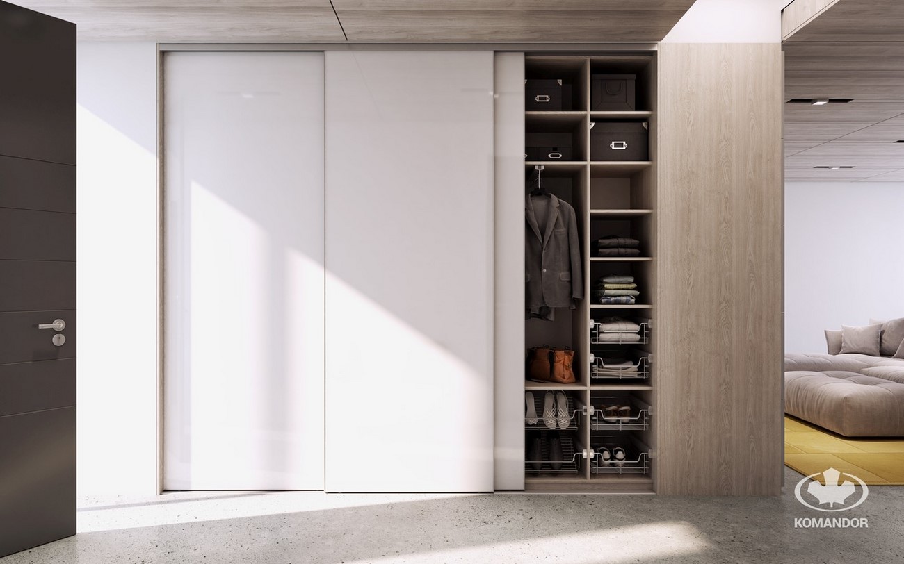 Szafa 3-drzwiowa Komandor w systemie Heliodor (K-SZ-82)